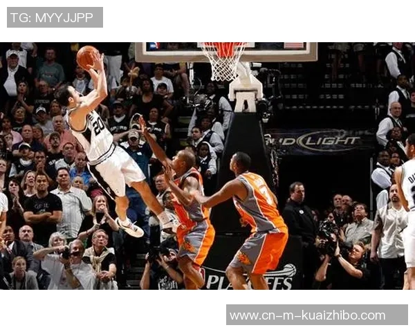 火箭与雷霆激战G4精彩录像回顾全场精彩瞬间与关键时刻分析