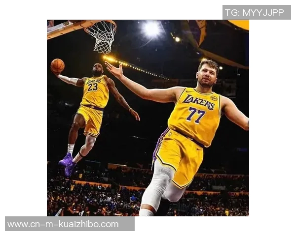 开拓者与湖人激战再续NBA经典对决球迷期待精彩表现与战术较量 开拓者与湖人激战再续NBA经典对决球迷期待精彩表现与战术较量